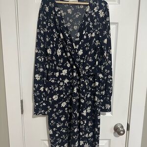 Kaileigh Navy and Cream Floral Dress